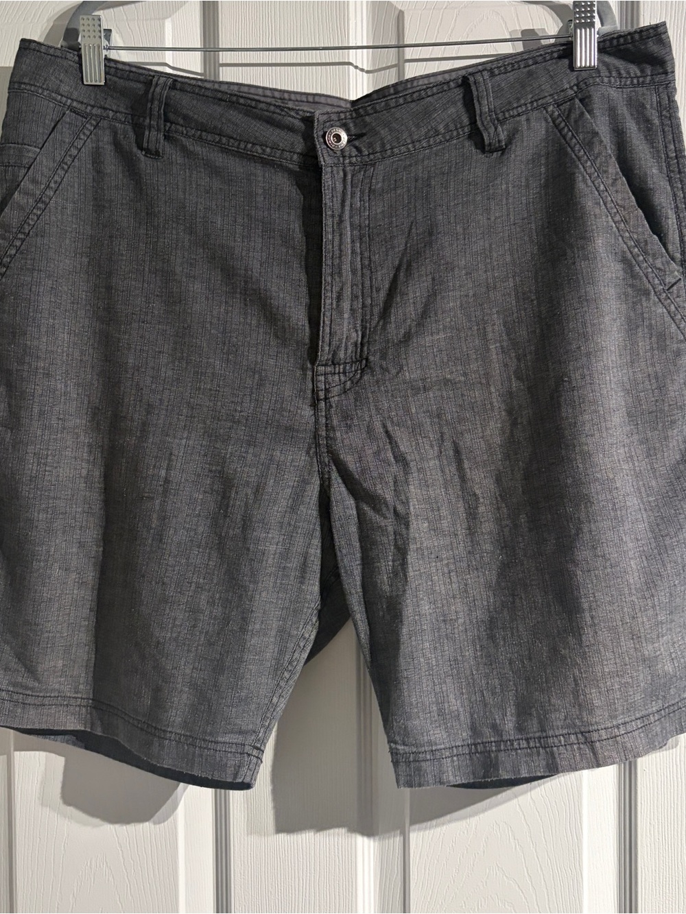 Prana Grey Flat Front Shorts Men’s Size 38Wx8L